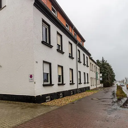 Guest house Fuer Monteure In *